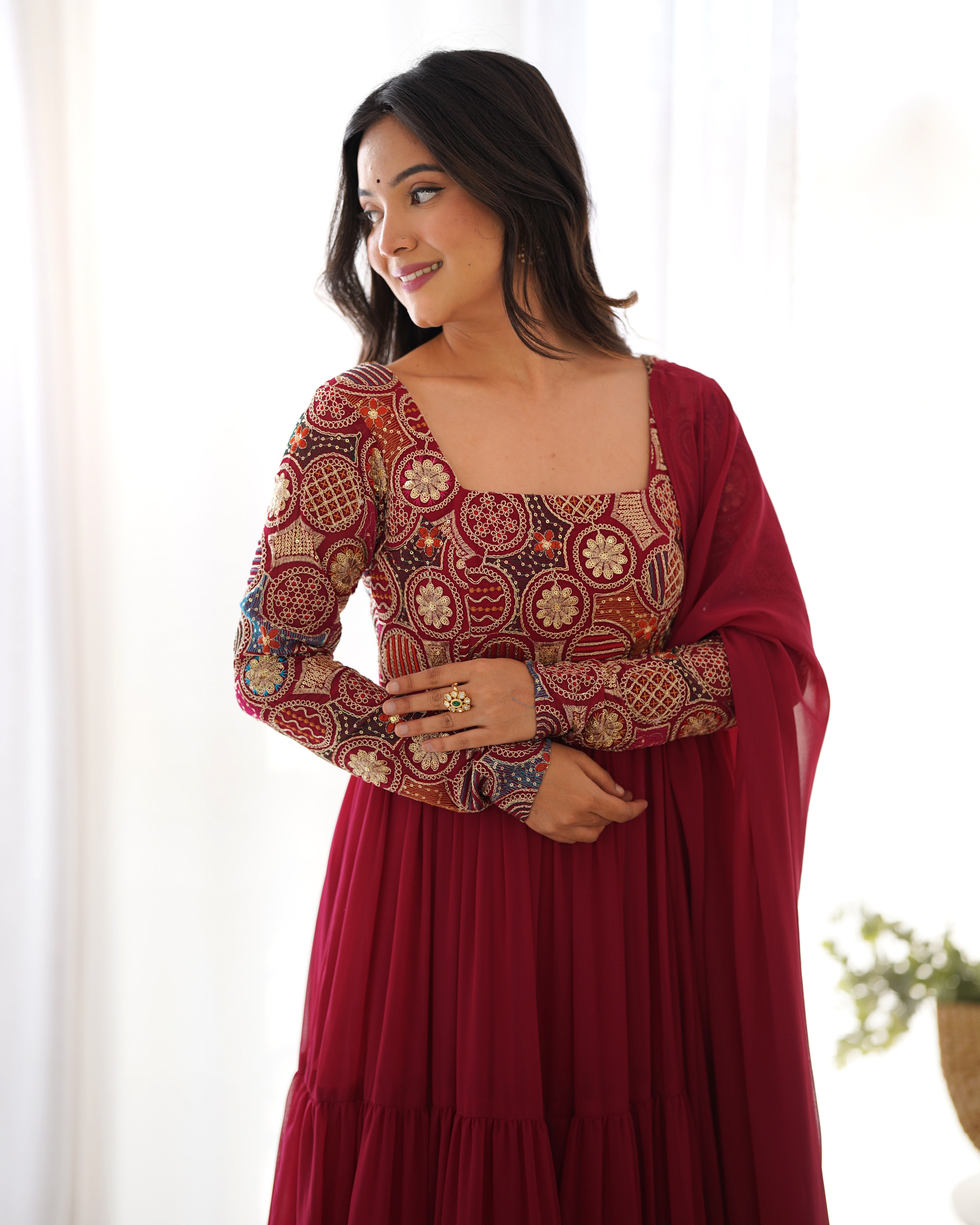 HEAVY PURE SOFT FOX GEORGETTE FABRIC FULLY FLARE ANARKALI,WITH DUPPTA SET,PENT READY TO WEAR