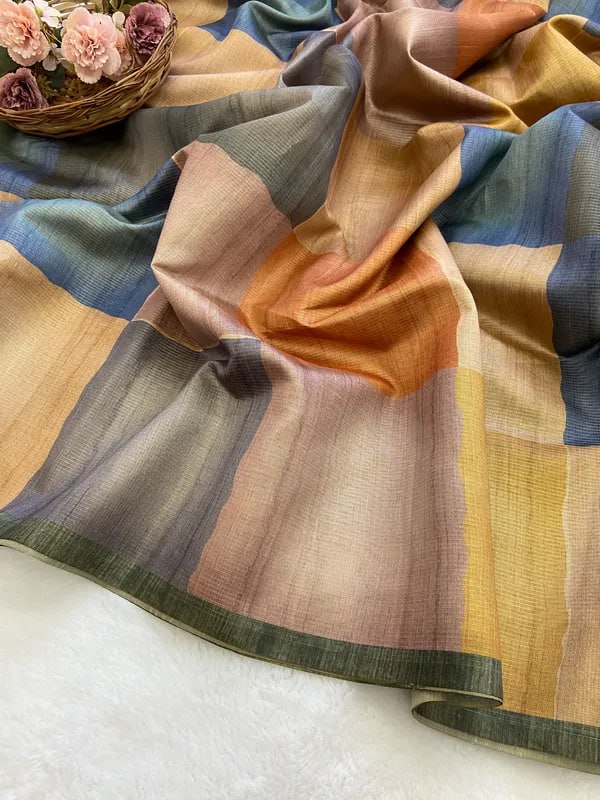 SOFT TUSSAR SILK SAREE WITH BEAUTIFUL PRINT WITH ATTRACTIVE PALLU AND CONTRAST PALLU  WITH TASSAL
