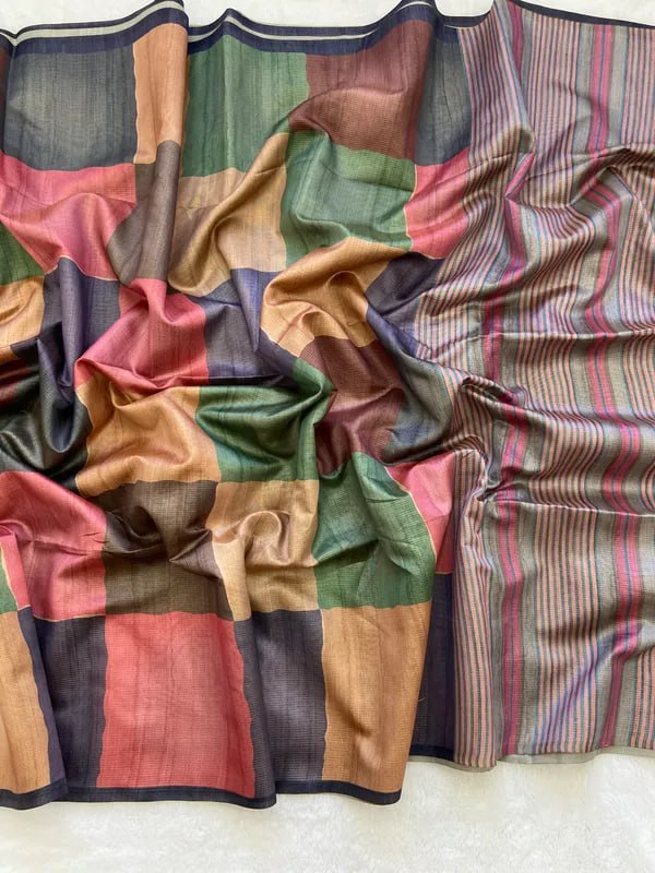 SOFT TUSSAR SILK SAREE WITH BEAUTIFUL PRINT WITH ATTRACTIVE PALLU AND CONTRAST PALLU  WITH TASSAL