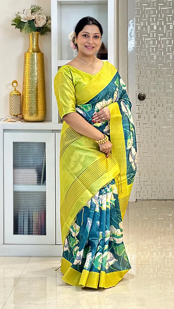 SOFT TUSSAR SILK SAREE WITH BEAUTIFUL PRINT WITH ATTRACTIVE PALLU AND CONTRAST PALLU  WITH TASSAL