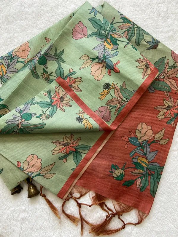 SOFT TUSSAR SILK SAREE WITH BEAUTIFUL PRINT WITH ATTRACTIVE PALLU AND CONTRAST PALLU  WITH TASSAL
