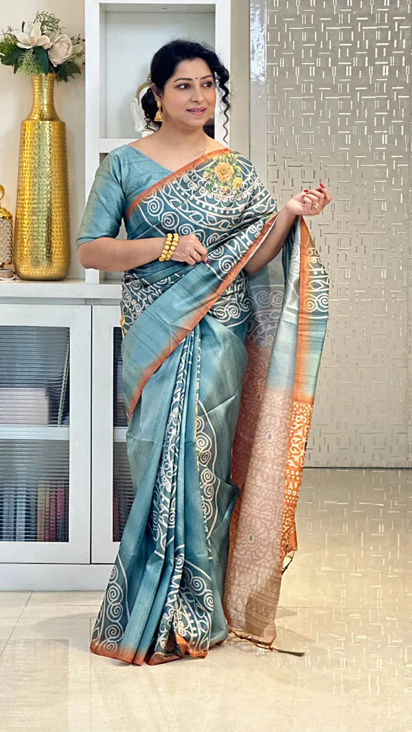 SOFT TUSSAR SILK SAREE WITH BEAUTIFUL PRINT WITH ATTRACTIVE PALLU AND CONTRAST PALLU  WITH TASSAL
