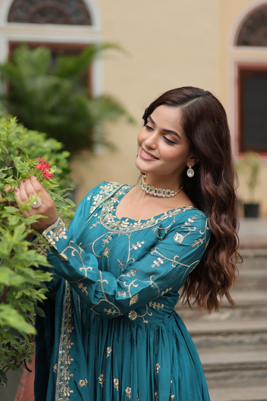 👗 PREMIUM DESIGNER READYMADE TOP-SHARARA-DUPATTA COLLECTIONS