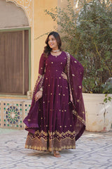 Women's Fully Flair Gown Made With Star Georgette Fabrics