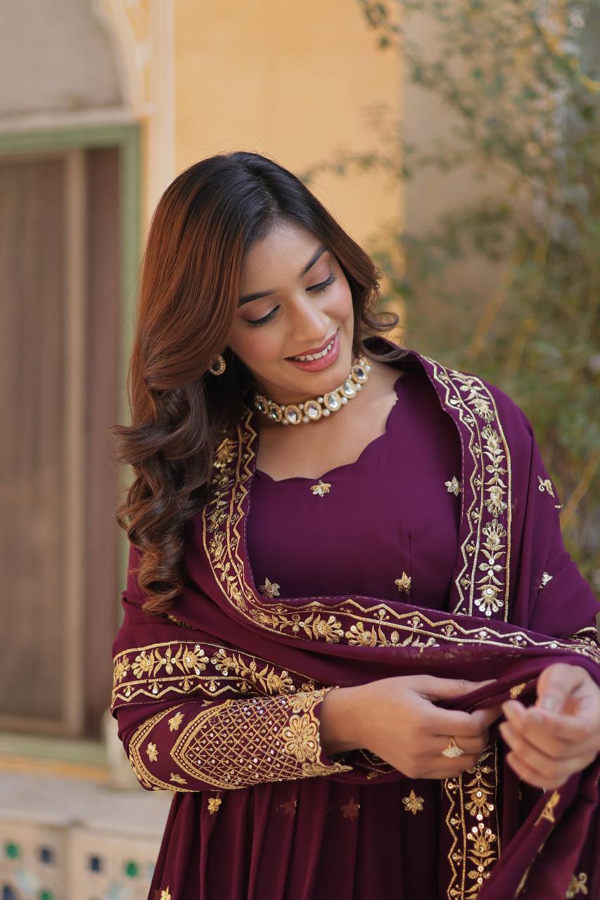 Women's Fully Flair Gown Made With Star Georgette Fabrics