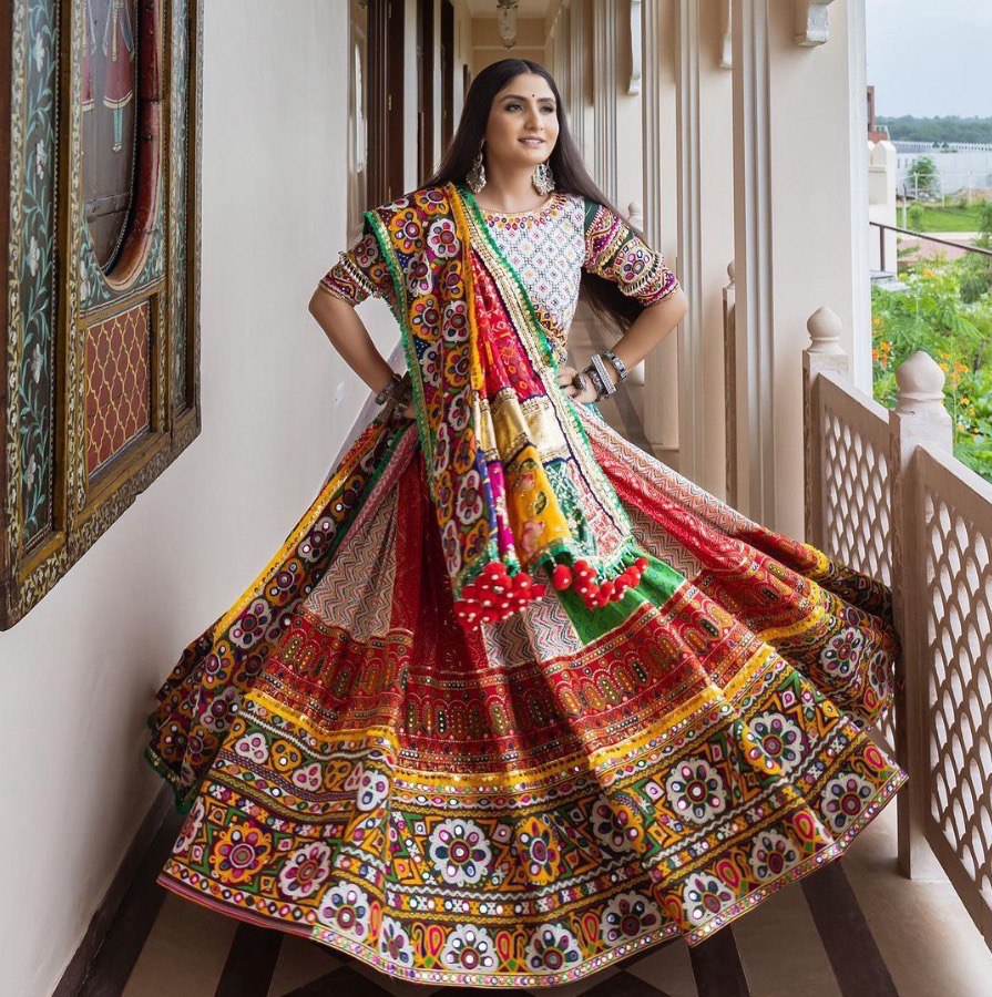 RED WHITE Lehenga Choli With Mirror Work And Attached Blue Dupatta