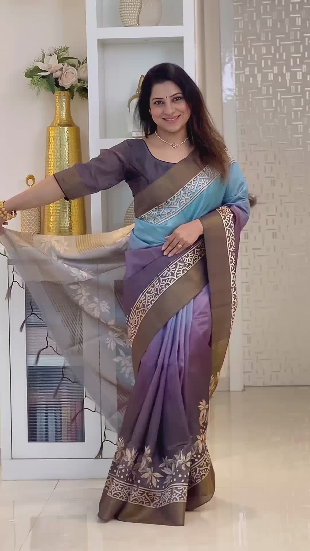 SOFT TUSSAR SILK SAREE WITH BEAUTIFUL PRINT WITH ATTRACTIVE PALLU AND CONTRAST PALLU  WITH TASSAL