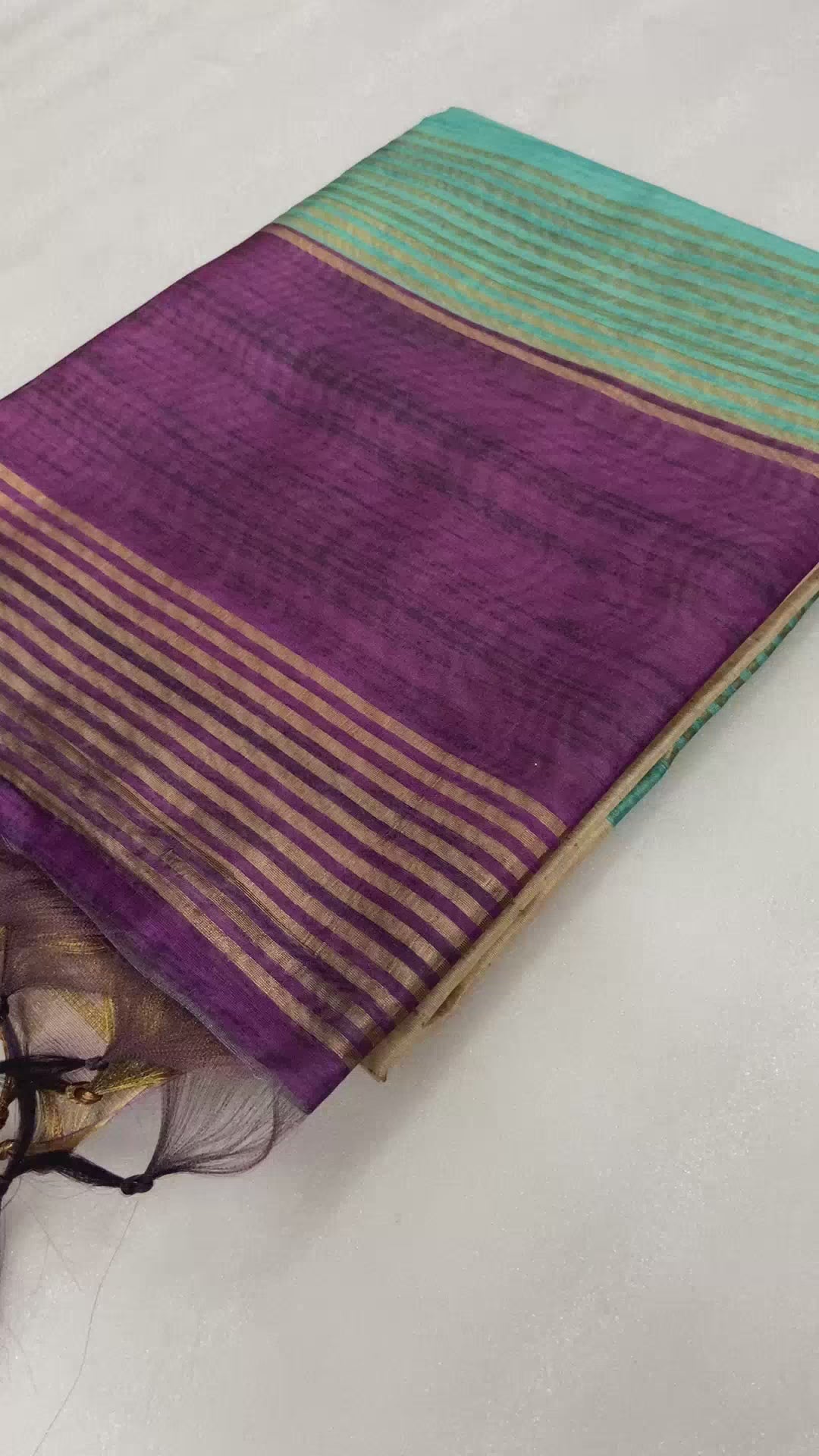 SOFT TUSSAR SILK SAREE WITH BEAUTIFUL PRINT WITH ATTRACTIVE PALLU AND CONTRAST PALLU  WITH TASSAL